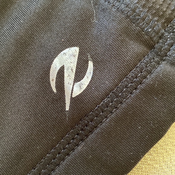 Energy zone thin black full zip sweater and pink xersion girls size 4-5 - Picture 5 of 8